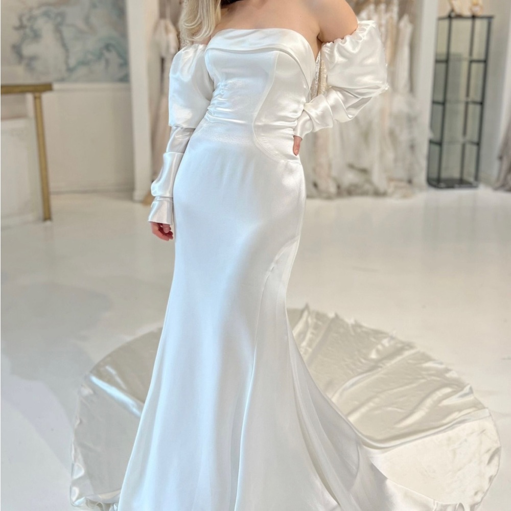 Vivienne Couture Wedding Dress
